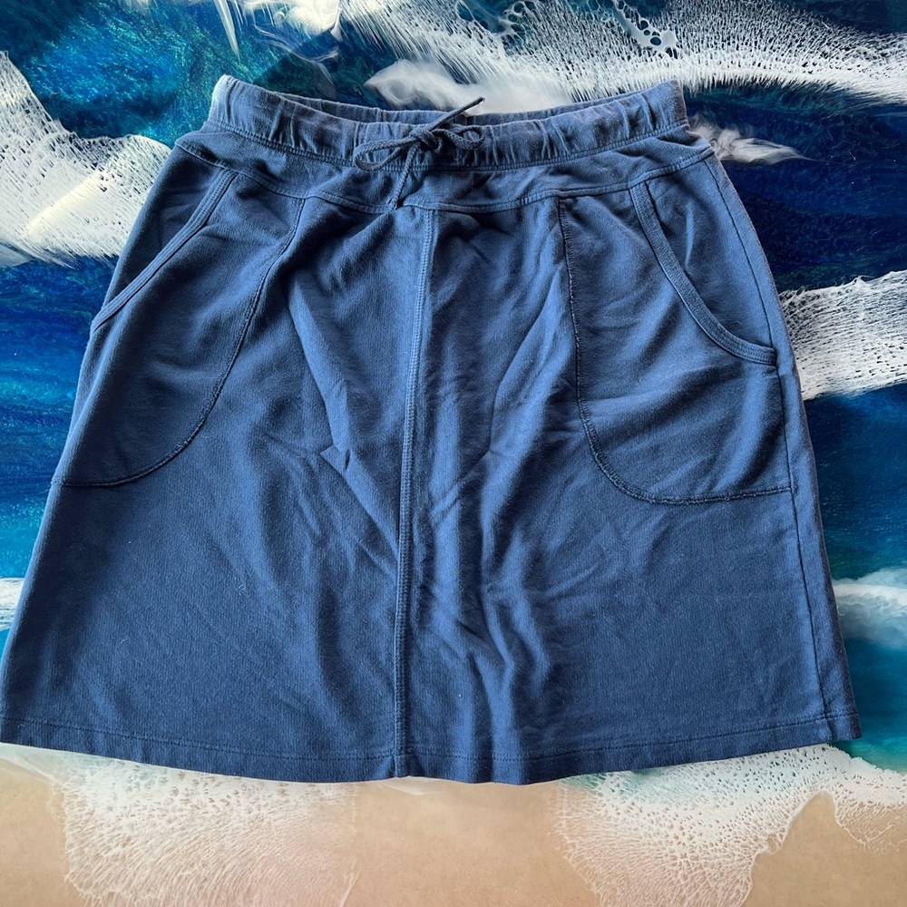 NWOT Sun Moda California, Navy, cotton blend, above knee, Skirt with pockets